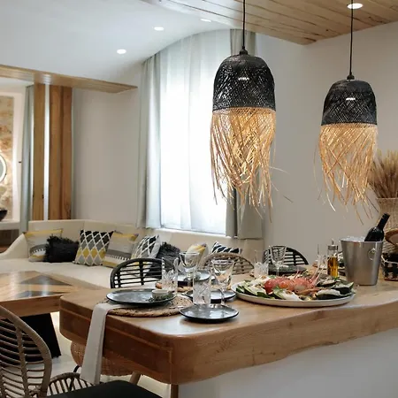 Manda Luxury * Naxos City