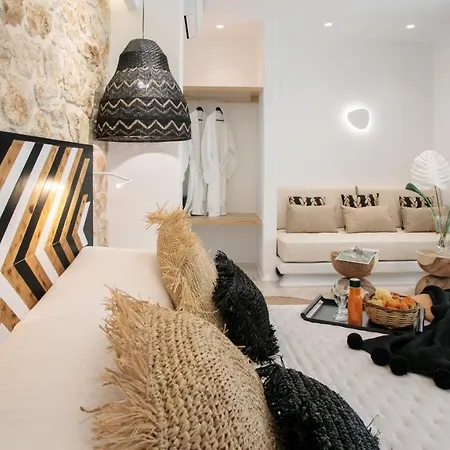 Manda Luxury شقة